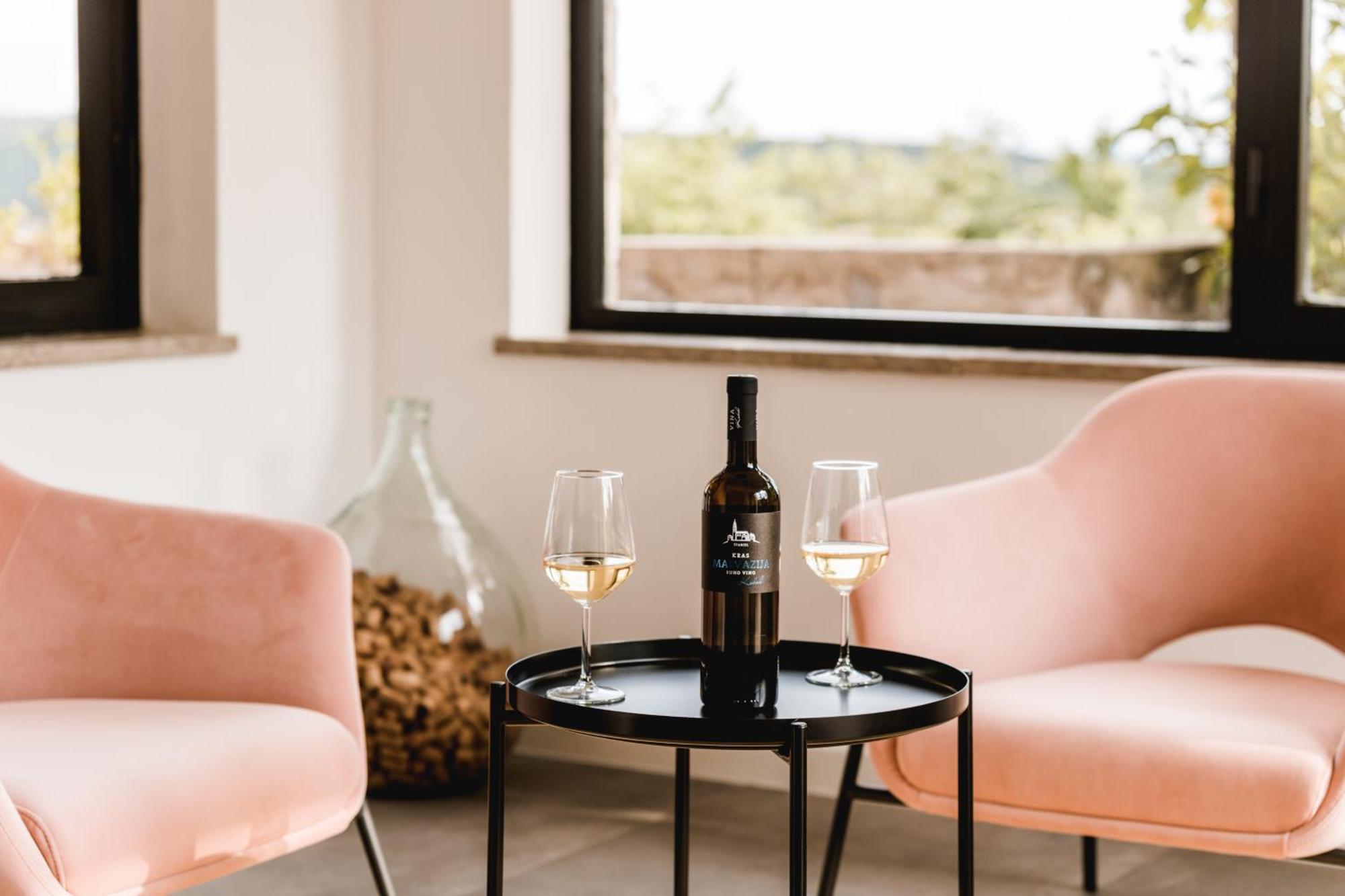 Апартаменты Vina Kobal, Kobal Family Estate Штаньел Экстерьер фото